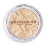 Revolution Reloaded Highlighter in Raise The Bar shade, talc-free formula for an irresistible glow, enhances complexion.