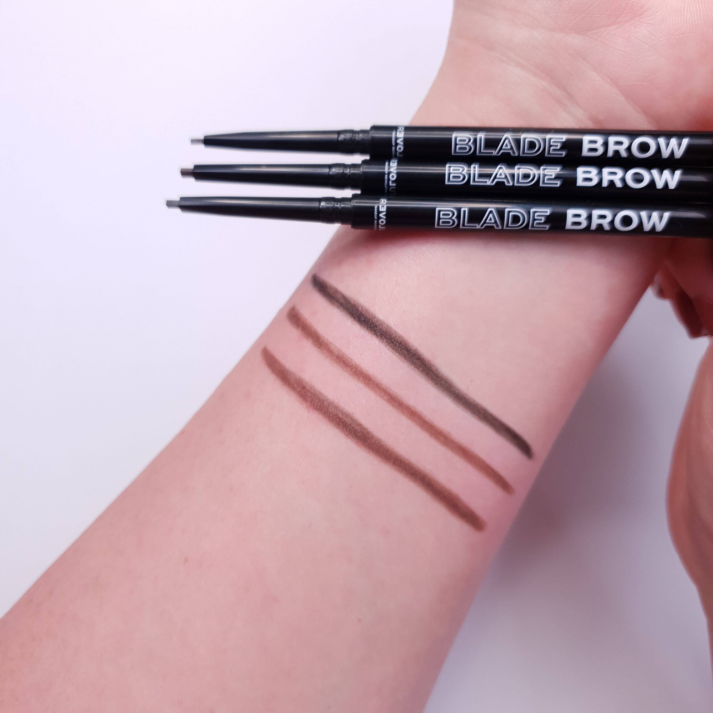 Relove by Revolution Blade Brow Pencil Dark Brown Revolution Beauty
