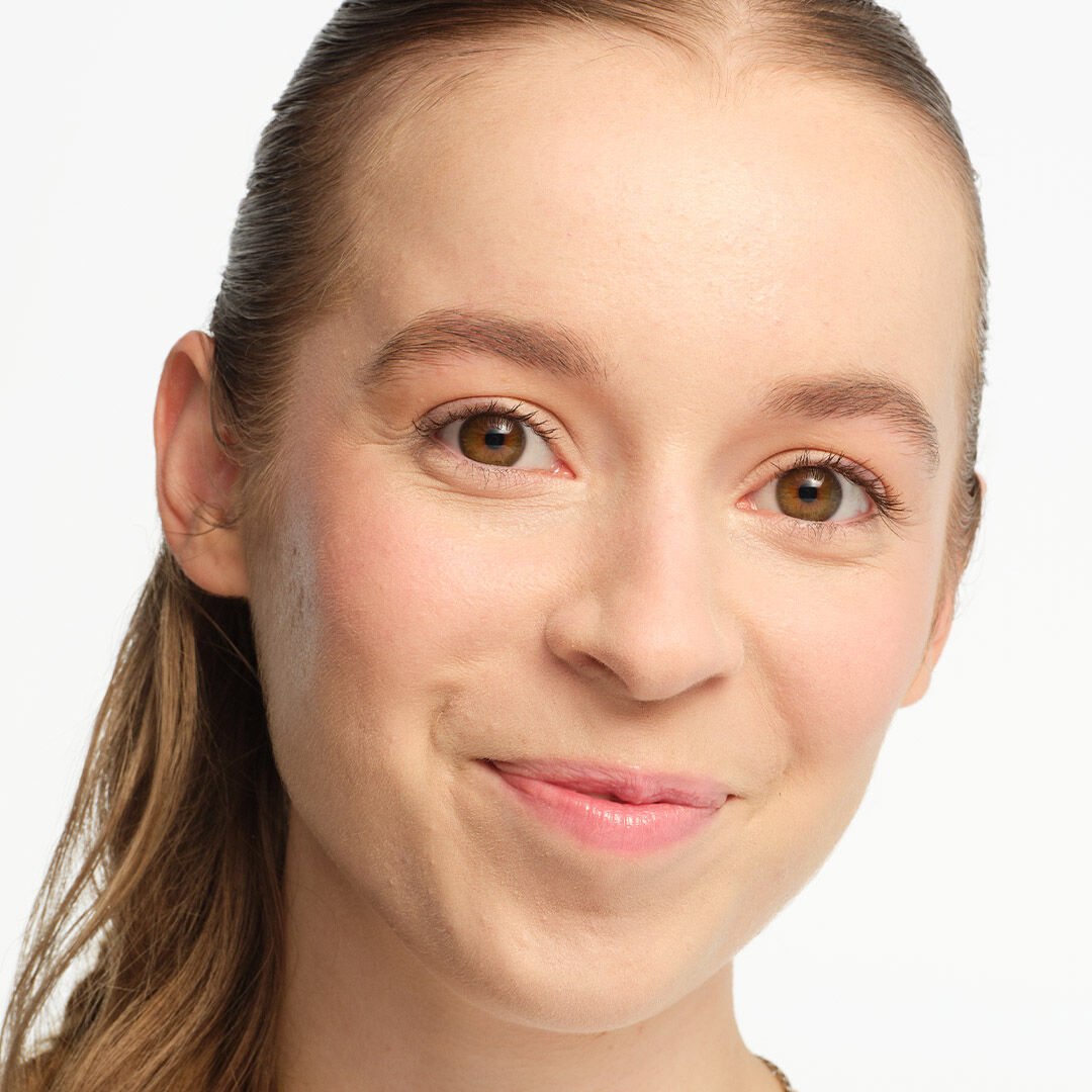 Revolution Skin Silk Radiant Satin Serum Foundation F2.5NC