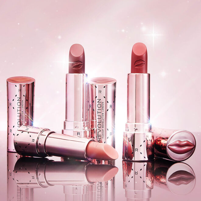 Makeup Revolution Soft Glamour Satin Kiss Lipstick