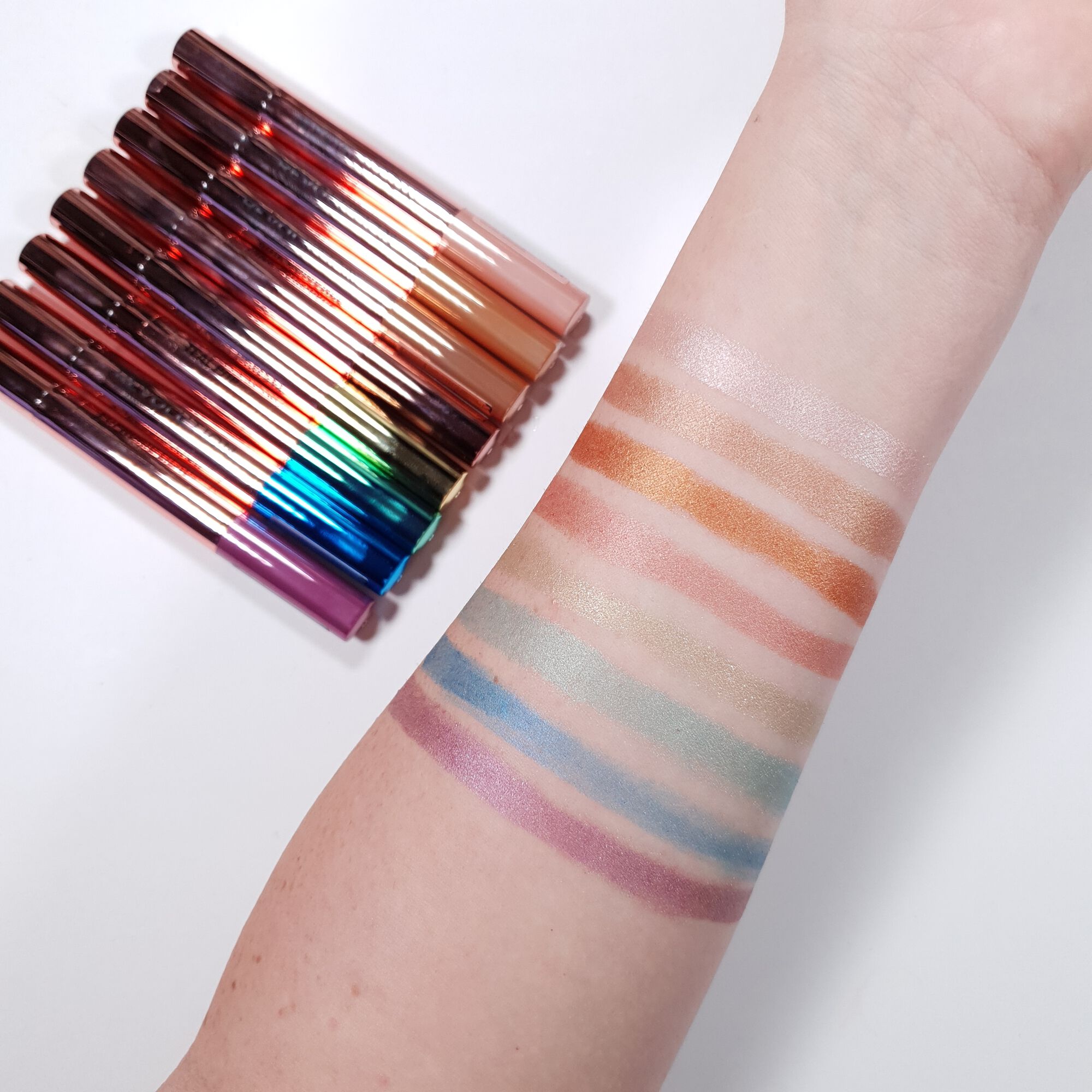 Makeup Revolution Lustre Wand Eyeshadow Stick Obsessed Bronze