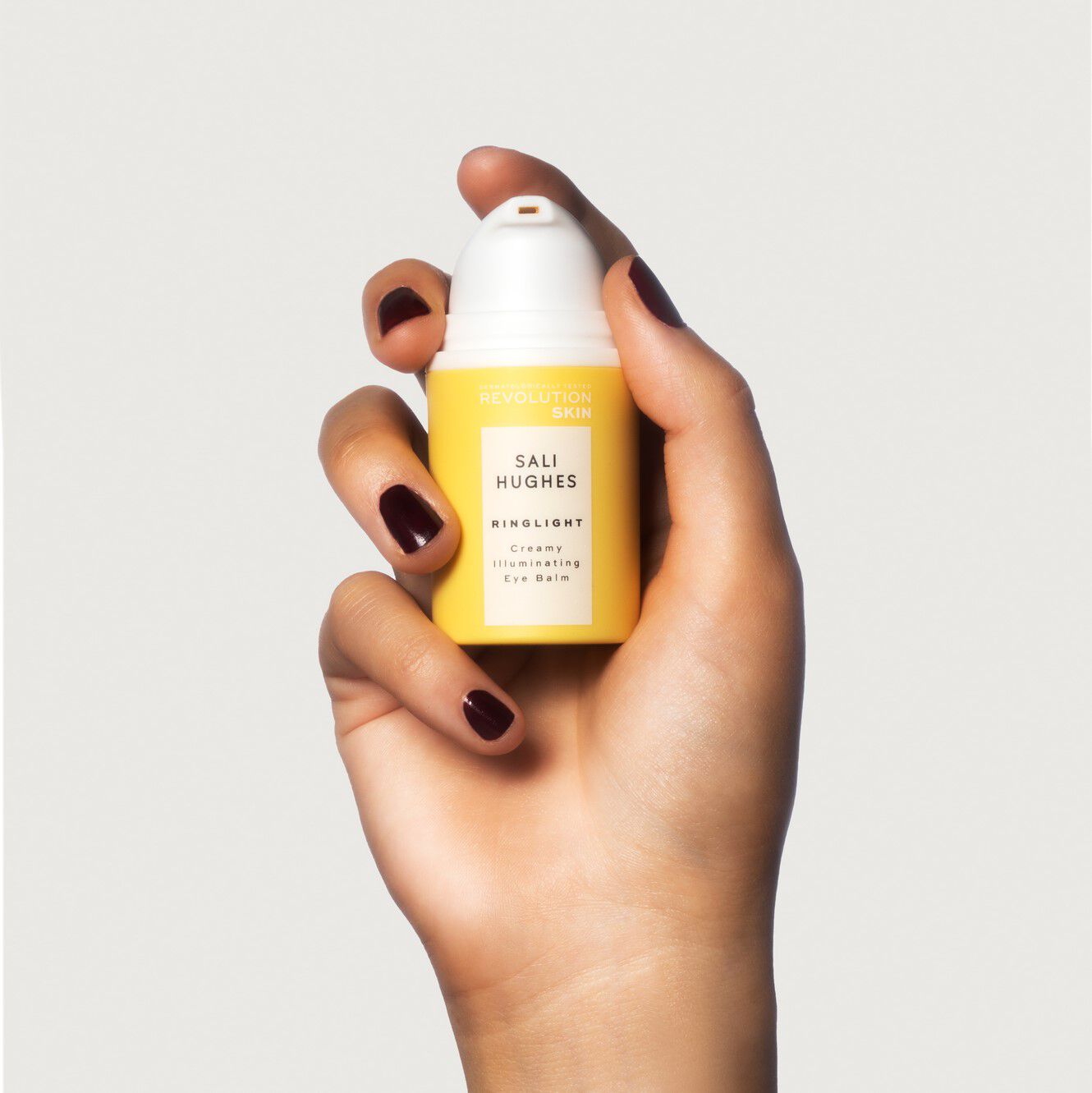 Revolution Skincare x Sali Hughes Ringlight Creamy Illuminating Eye Balm