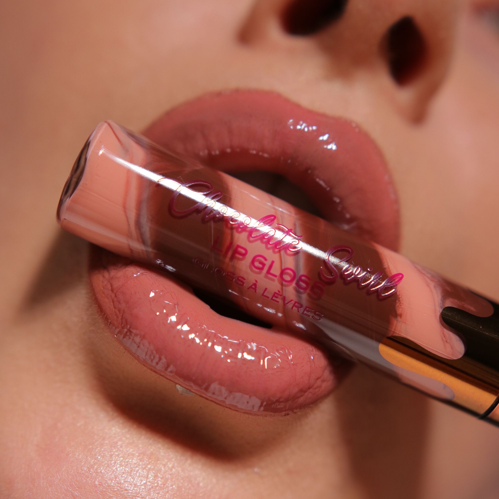 I Heart Revolution Soft Swirl Gloss Chocolate Lip Chocolate Pudding