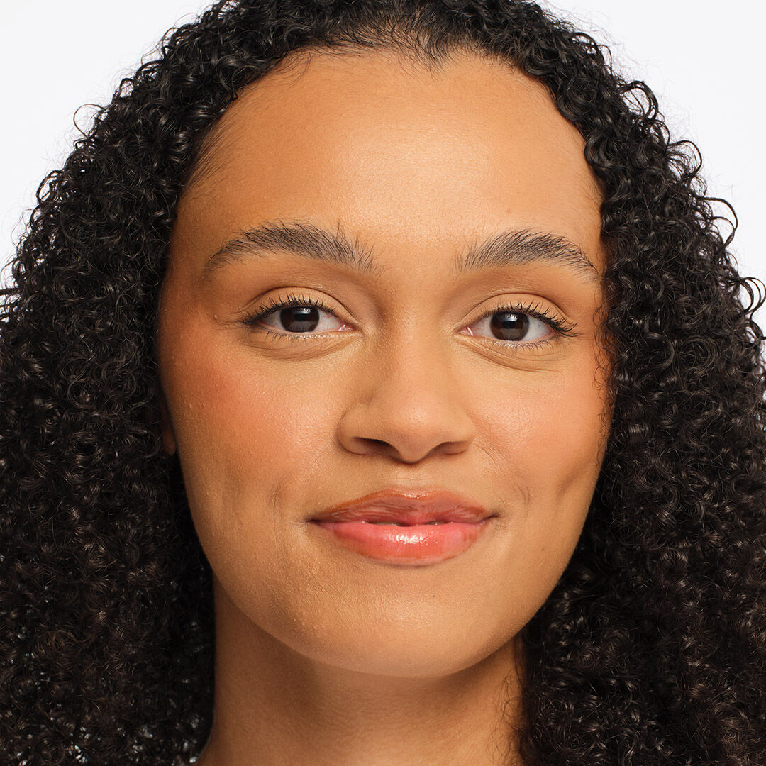 Revolution Skin Silk Radiant Satin Serum Foundation F9.7NW