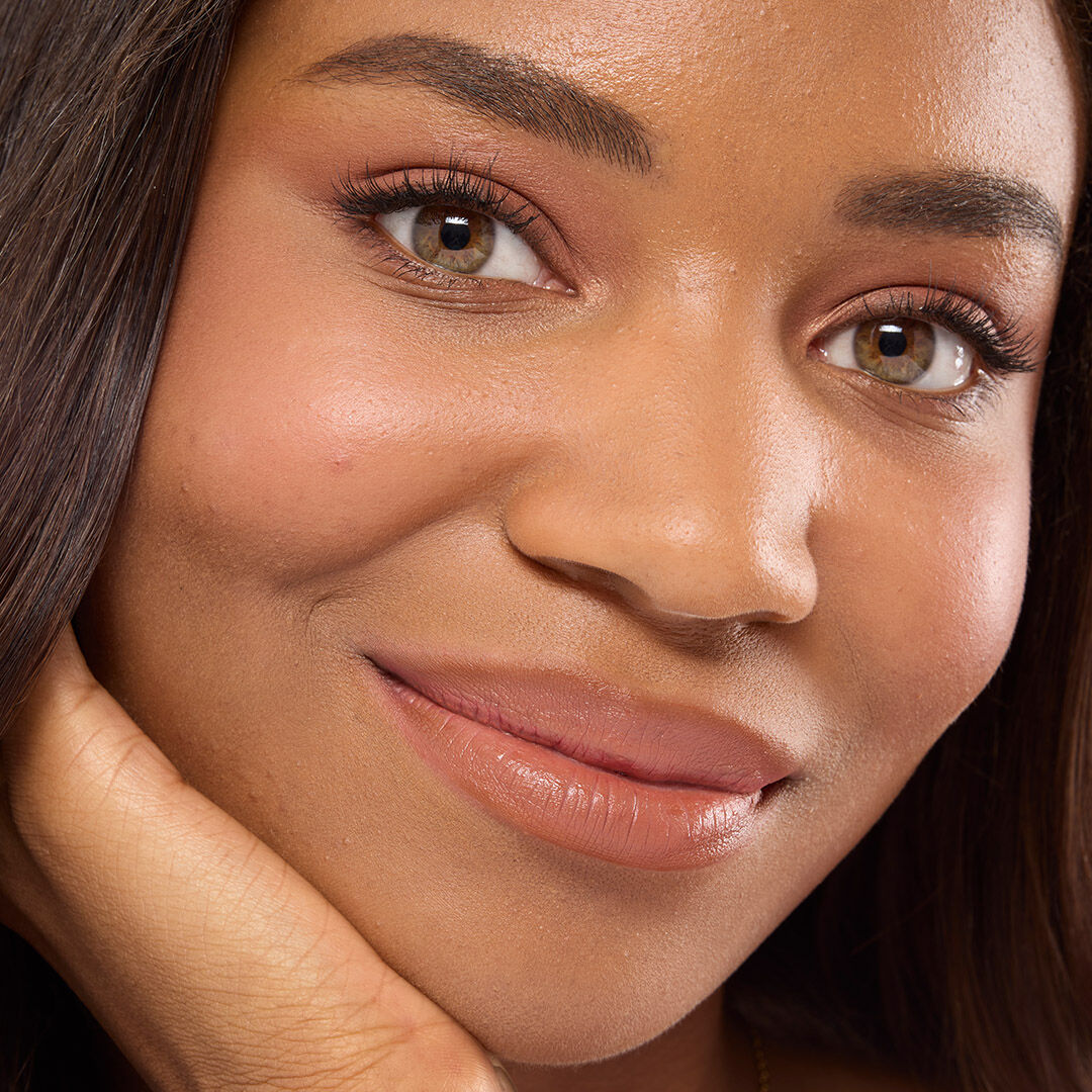 Revolution Air Blur Matte Liquid Lipstick Fawn