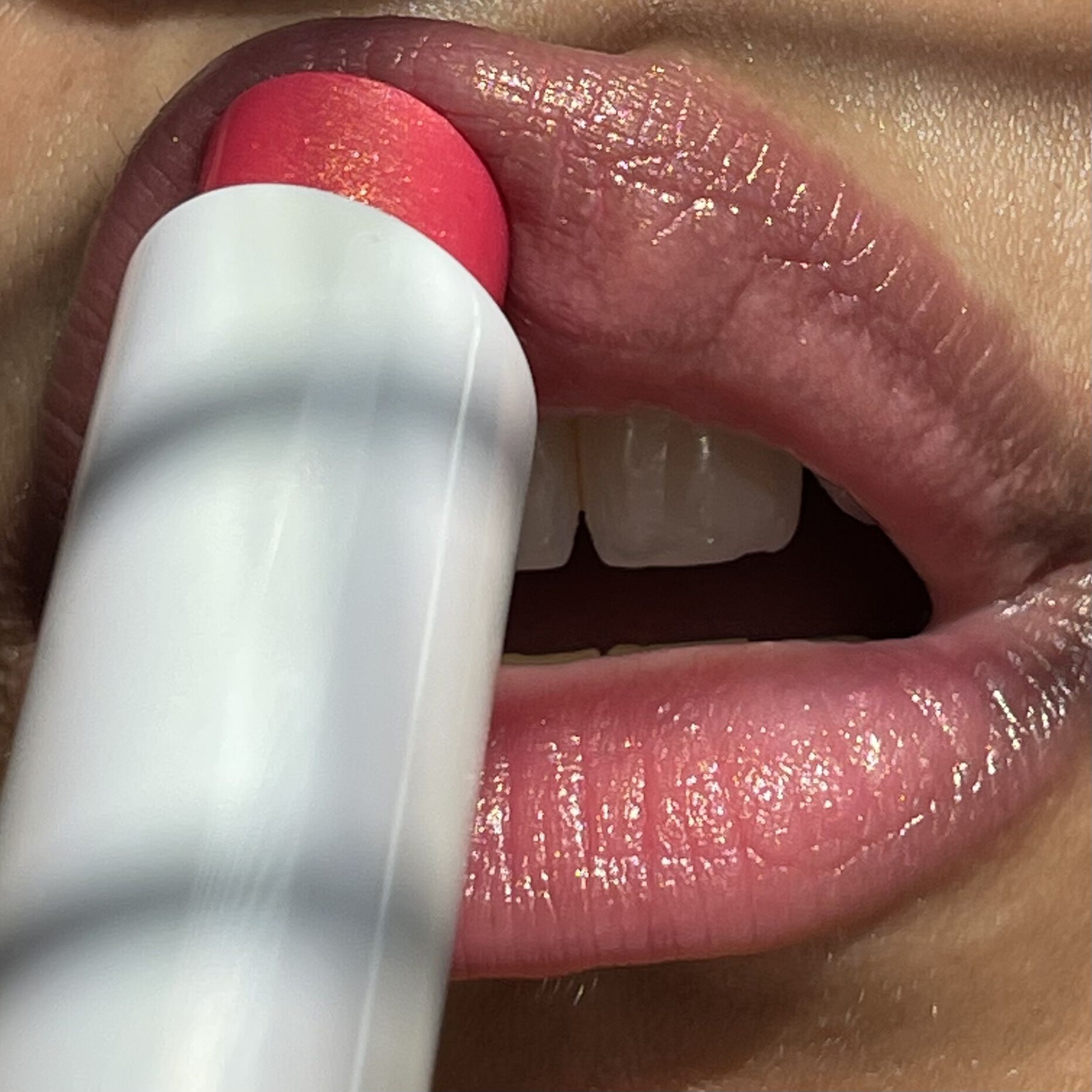 I Heart Revolution Unicorn Heart Glow Lip Balm