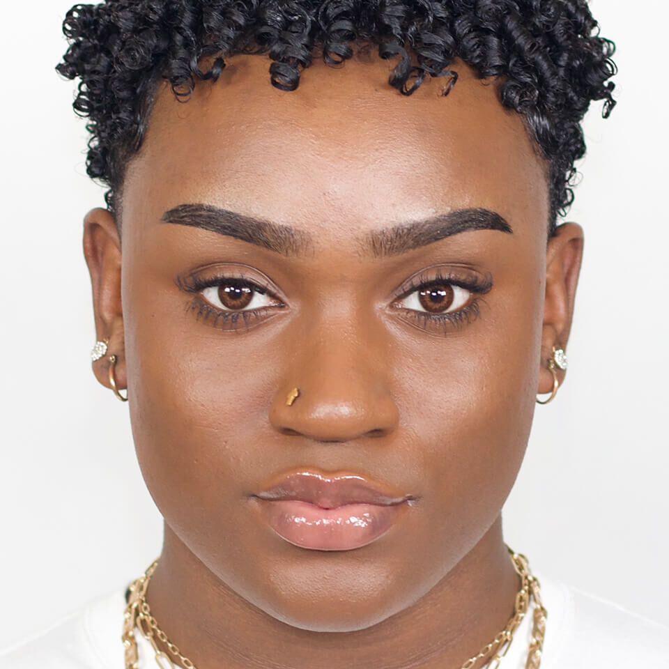 Revolution Conceal & Define 16H Full Coverage Concealer  C15