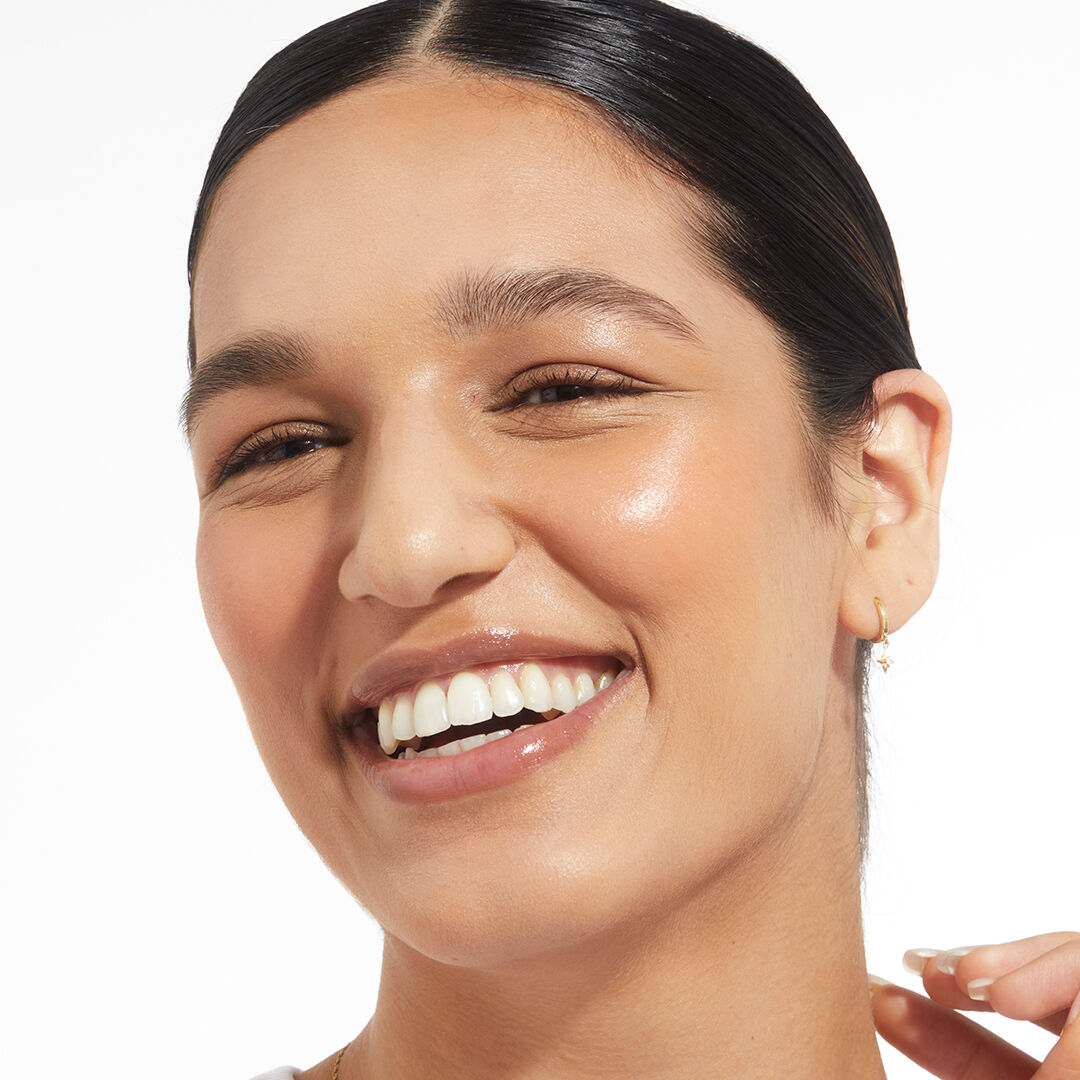 XX Revolution Skin Blur Soft Focus Skin Tint Honey