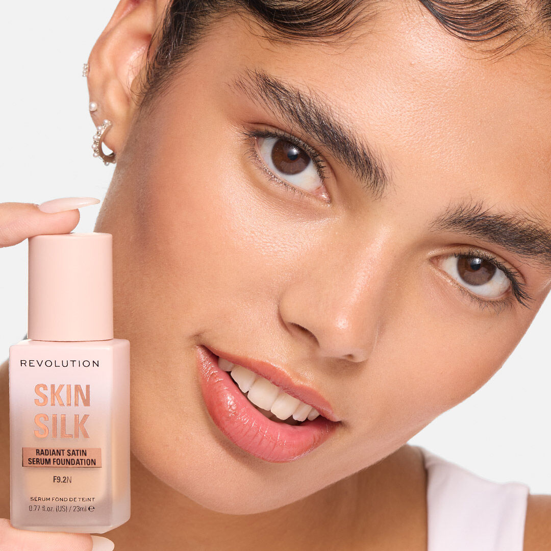Revolution Skin Silk Radiant Satin Serum Foundation F9.2N