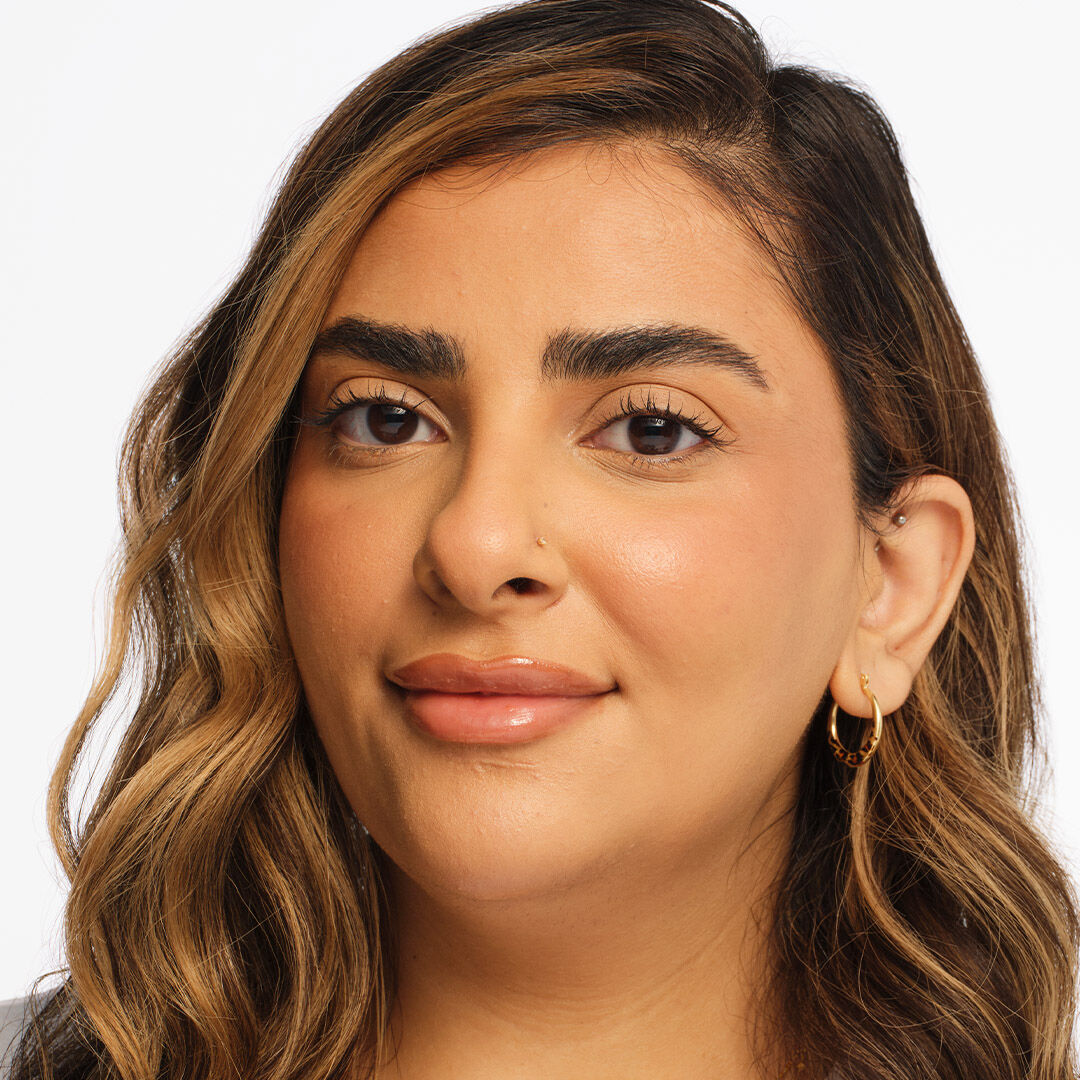 Revolution Skin Silk Radiant Satin Serum Foundation F11.2W