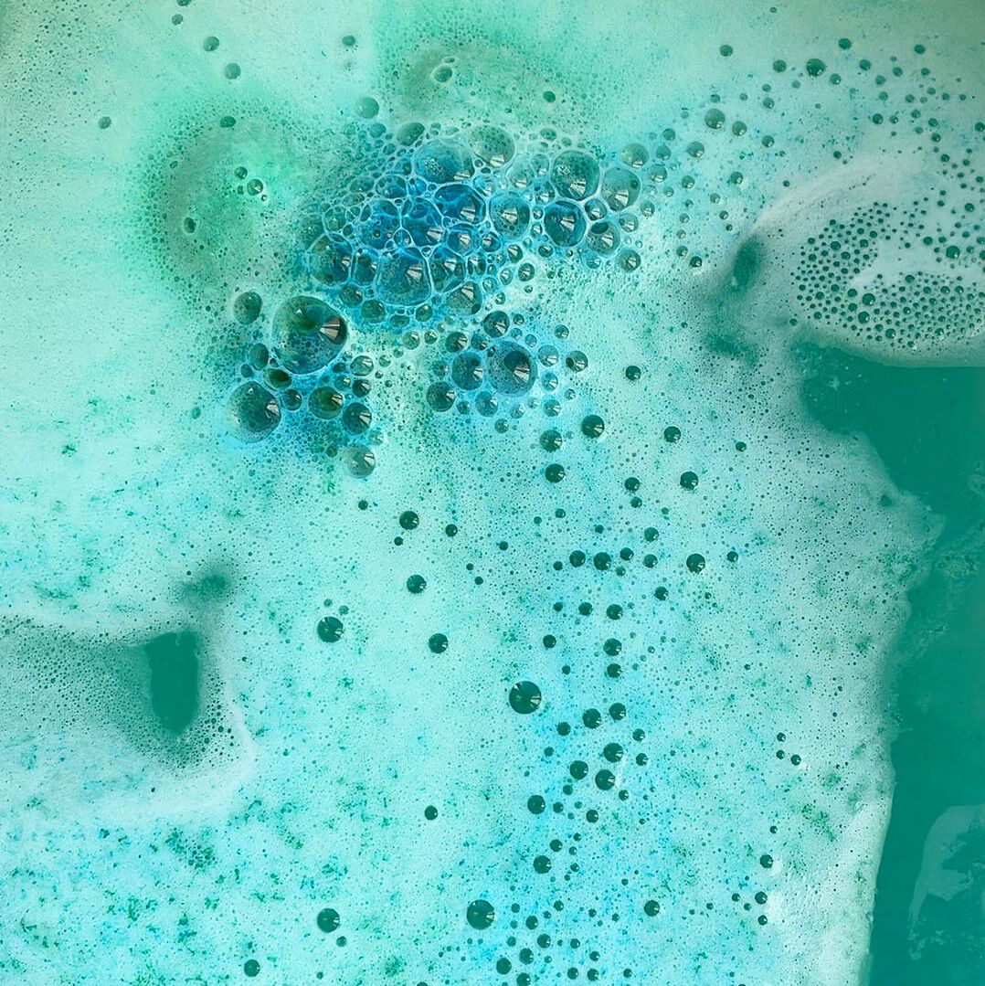 I Heart Revolution Turtle Bath Fizzer