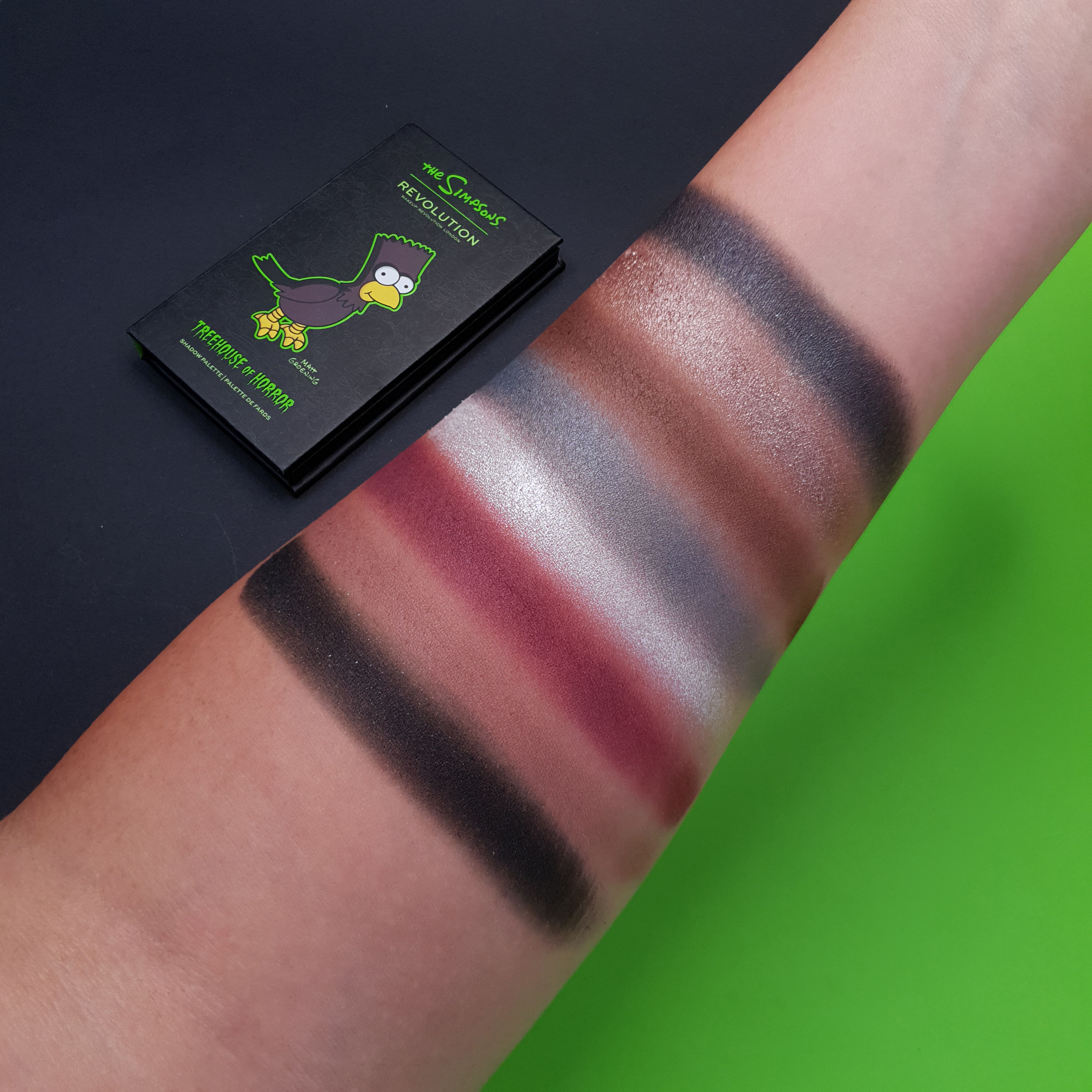 Revolution Conceal & Define 16H Full Coverage Concealer  C5