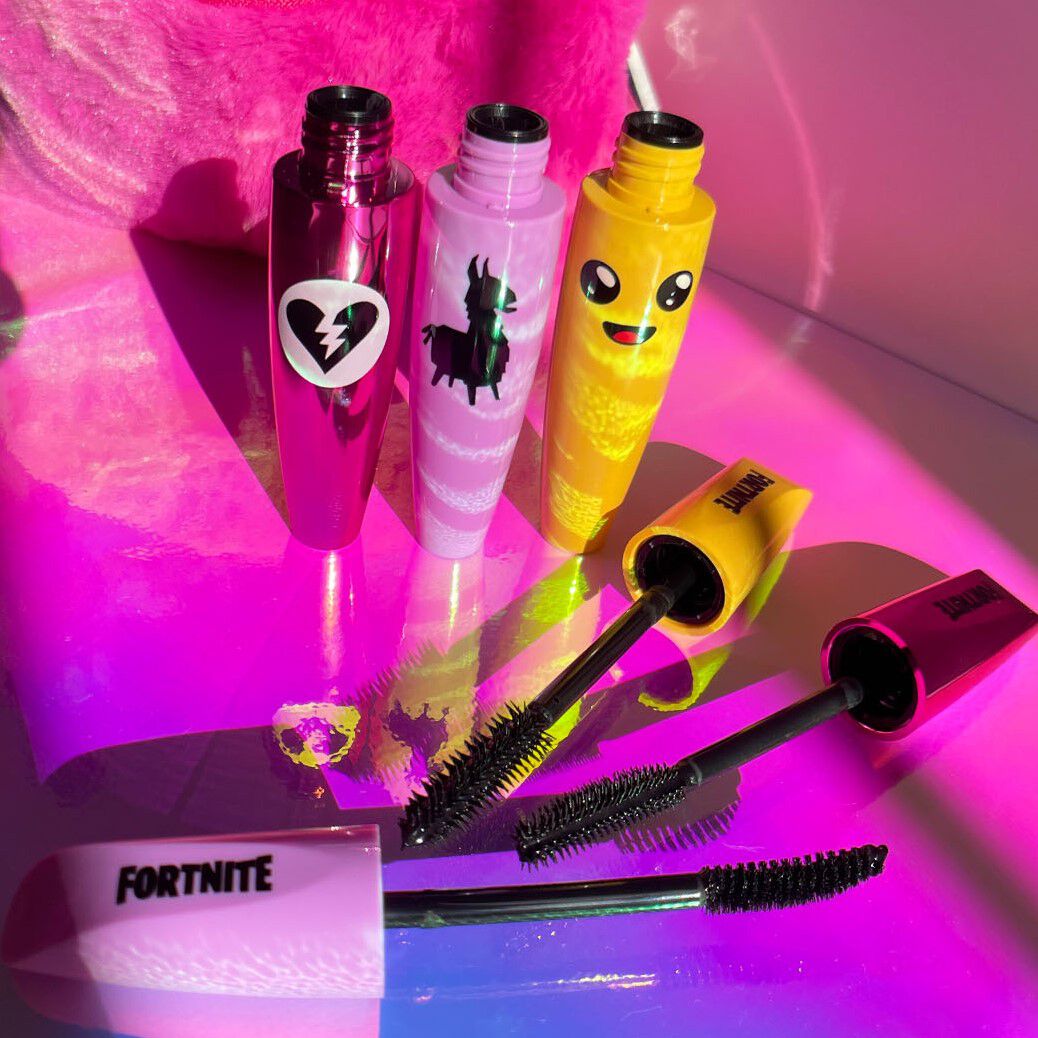 Makeup Revolution X Fortnite Cuddle Team Leader Cuddle Lash Mascara