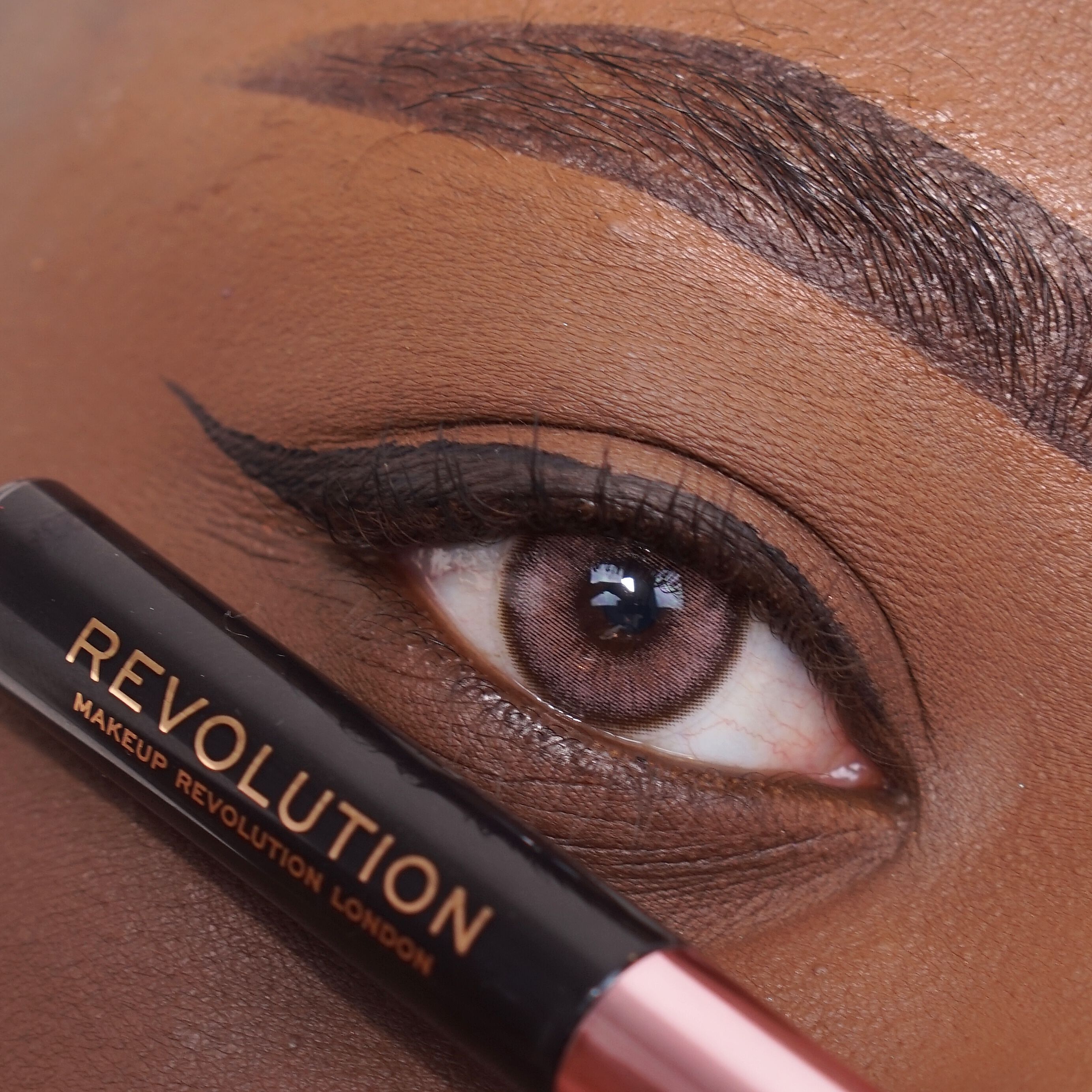 Makeup Revolution Super Flick Liquid Eyeliner Black Revolution Beauty