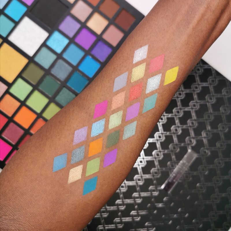 XX Revolution Eyeshadow Palette XXtravaganza Revolution Beauty