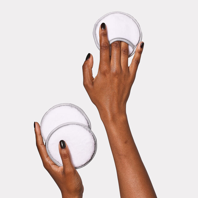 Revolution Skincare X Sali Hughes ShiftDelete Makeup Remover Mitts