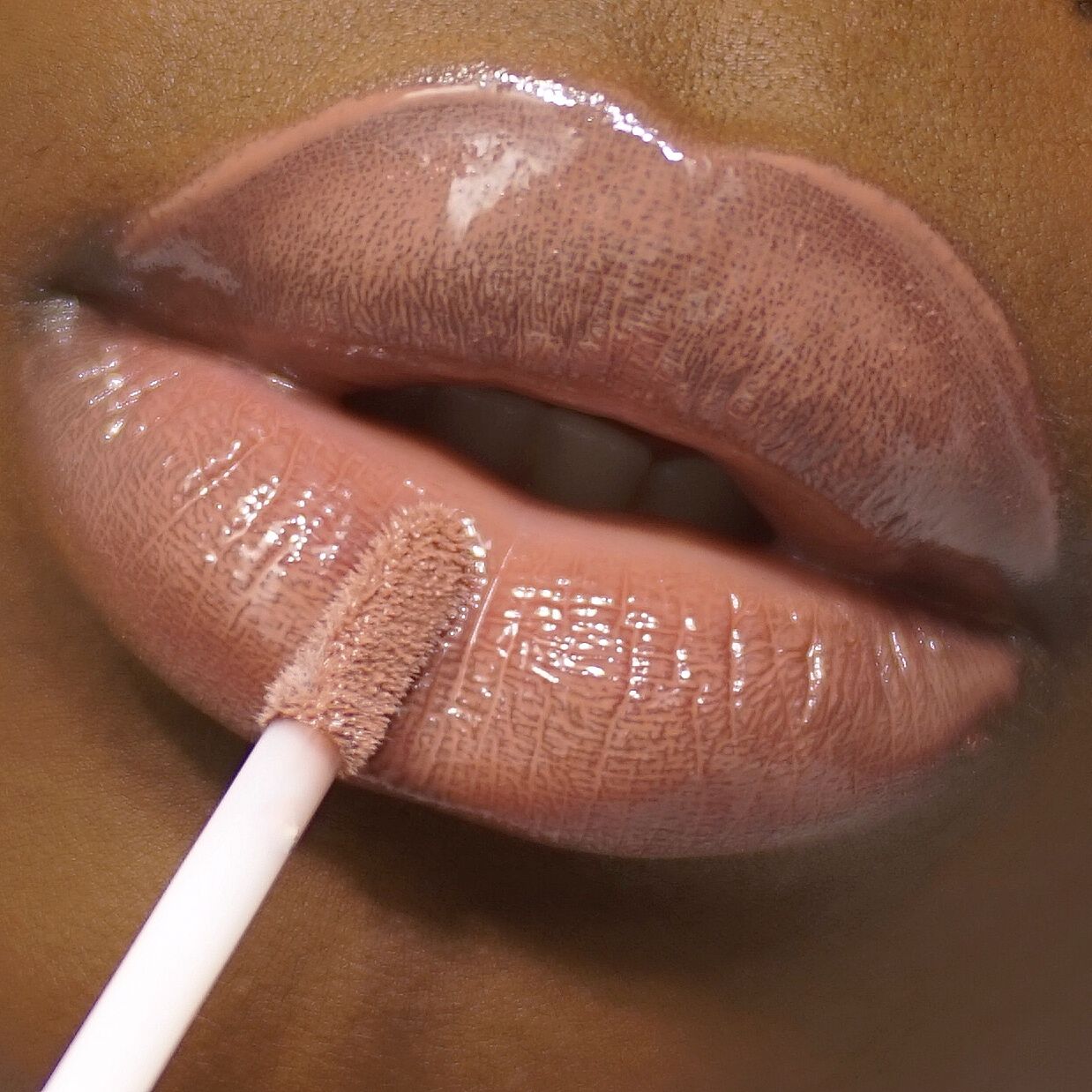 I Heart Revolution Soft Swirl Gloss Chocolate Lip Chocolate Pudding