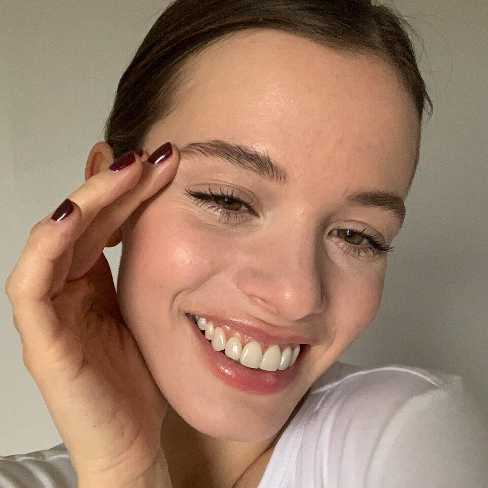 Revolution Conceal & Define 16H Full Coverage Concealer  C5.5