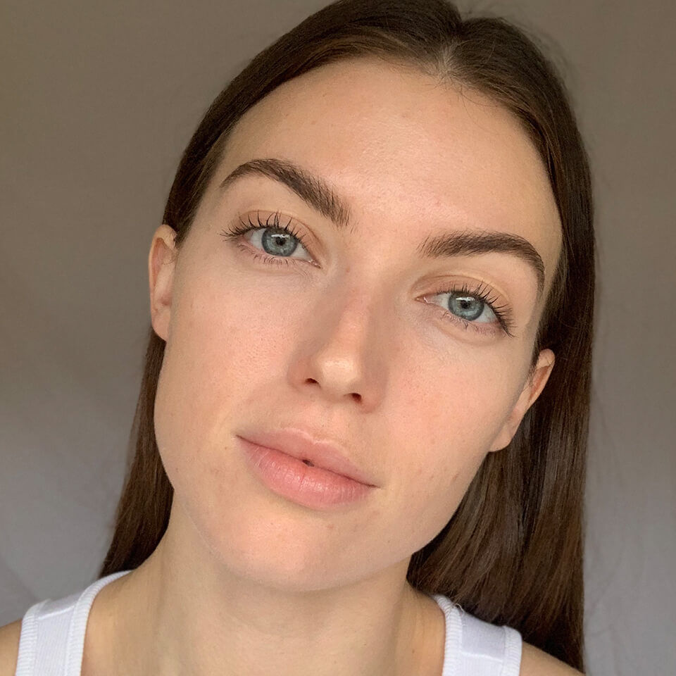 Revolution Conceal & Define 16H Full Coverage Concealer  C3.5