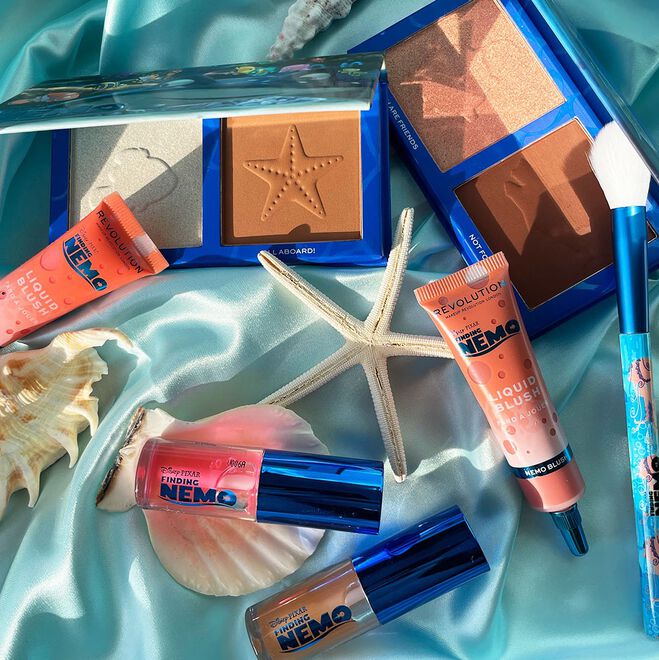 Disney Pixar’s Finding Nemo and Revolution Fish Are Friends Bronzer and Highlighter Palette