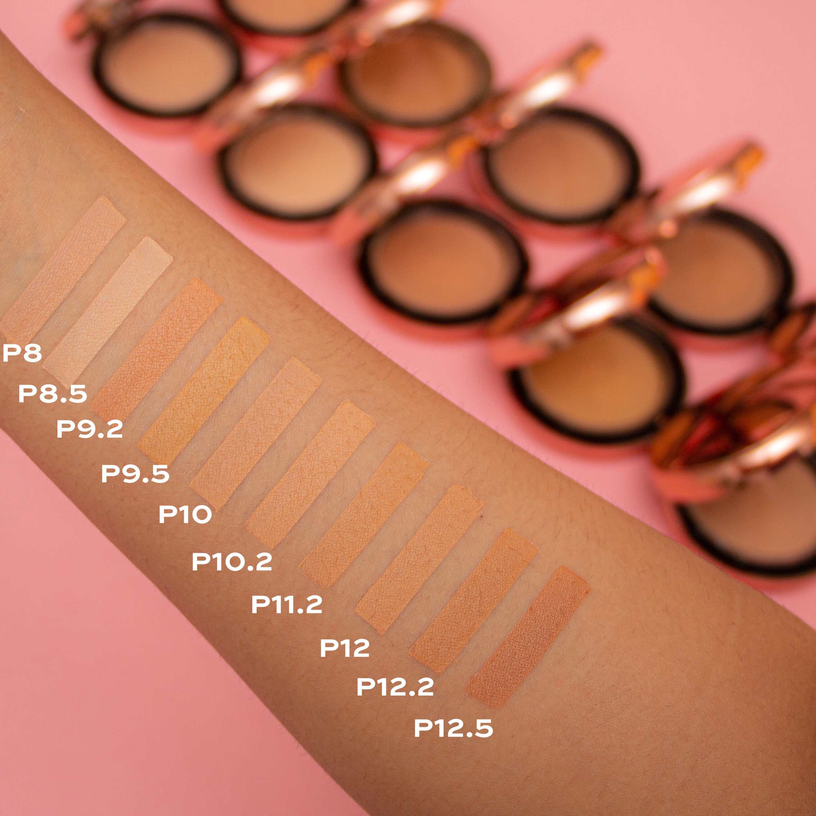 Makeup Revolution Conceal & Define Powder Foundation