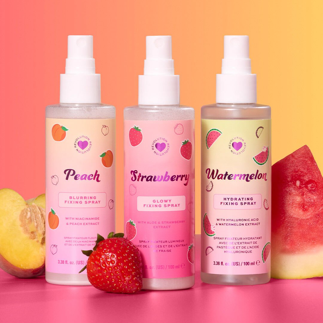 I Heart Revolution Peach Mattifying Fixing Spray with Niacinamide