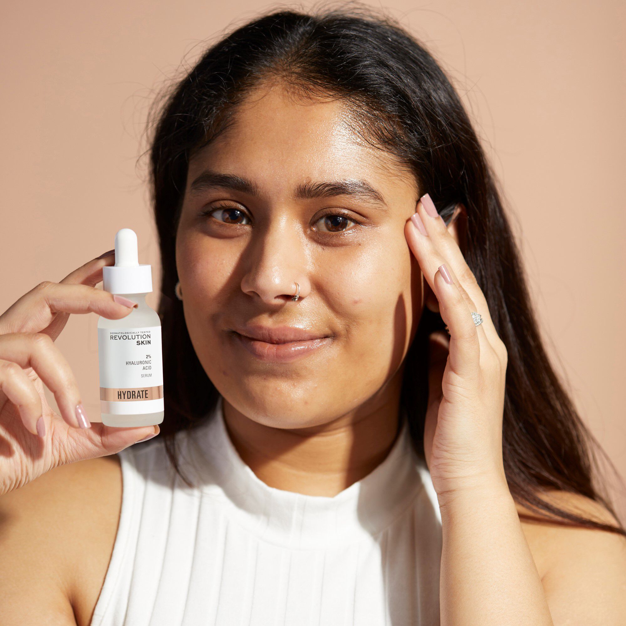 Revolution Skincare 2% Hyaluronic Acid Hydrating Serum