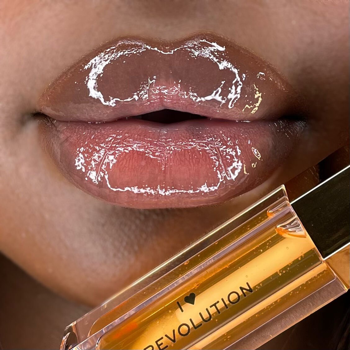 I Heart Revolution Honey Bear Lip Oil Gold