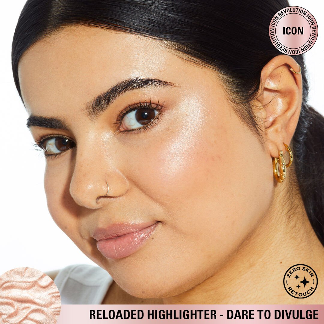 Makeup Revolution Reloaded Highlighter Dare to Divulge