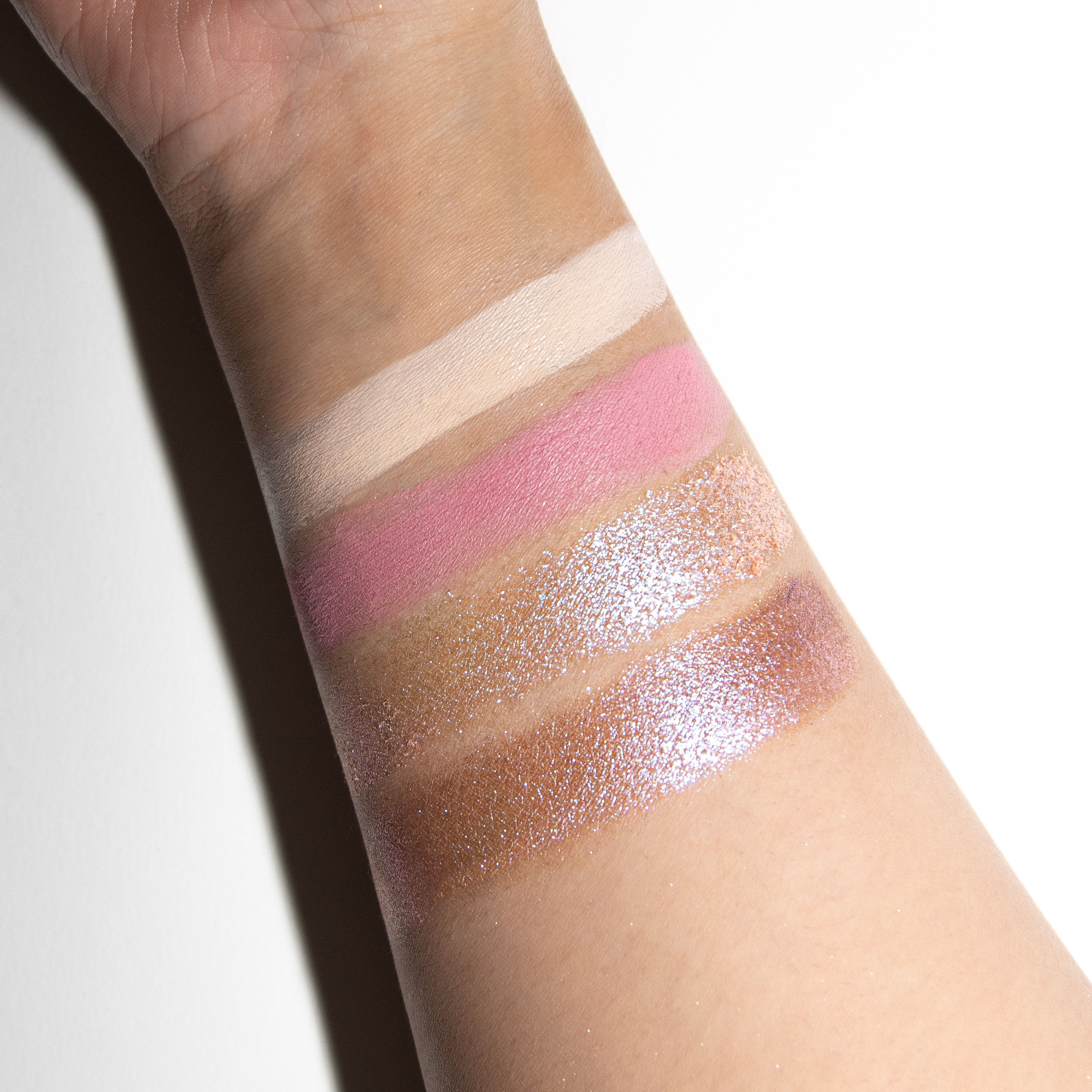 Revolution The Enchanted Icon Edit Soft Pink Nudes Mini Eyeshadow Palette