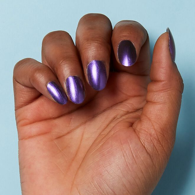 Duo Chrome Nail Polish Evil Queen Revolution Beauty Official Site