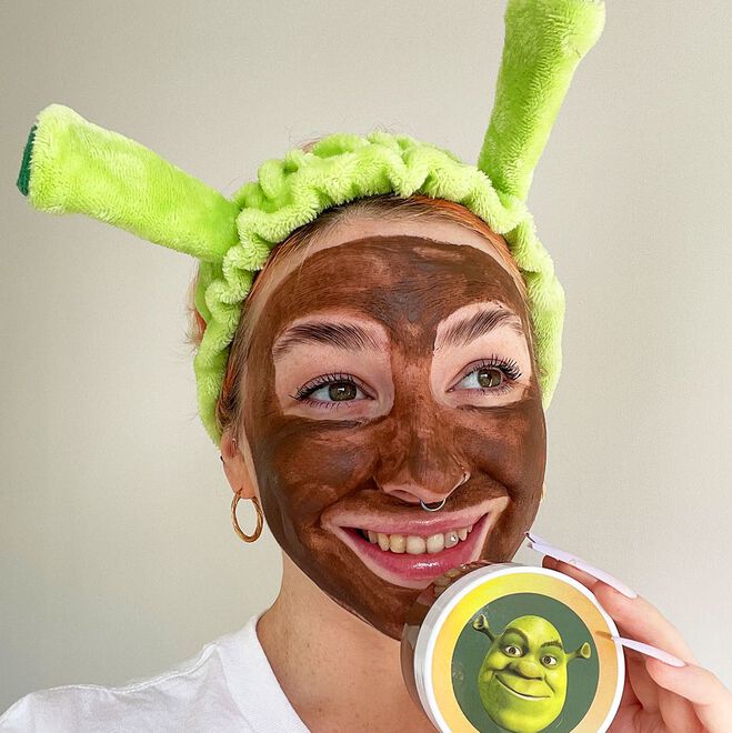 Shrek x I Heart Revolution Beware of Ogres Swamp Clay Mask