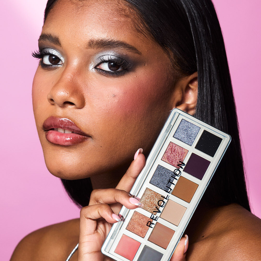 Revolution Metallic Muse The Muse Icon Eyeshadow Palette