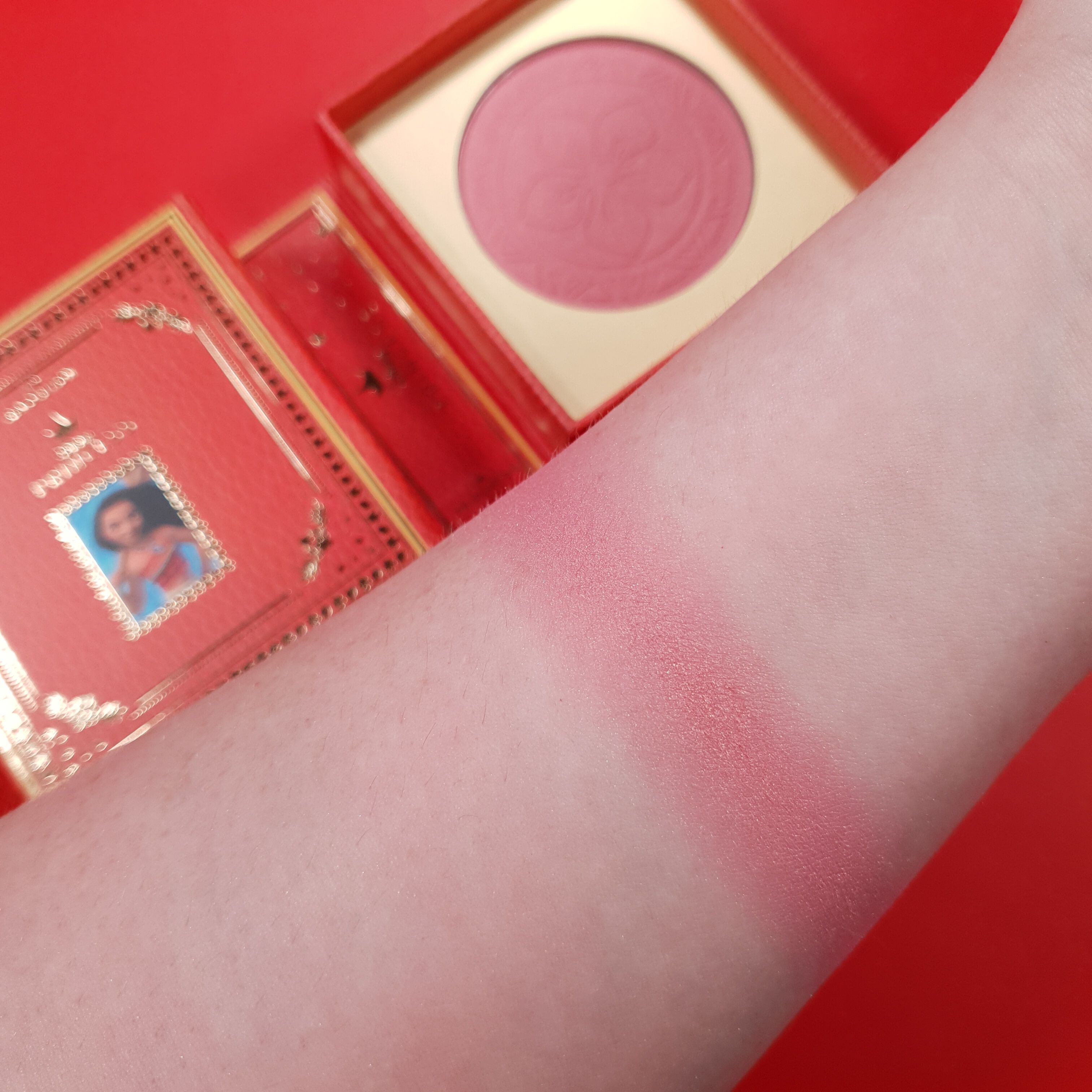 I Heart Revolution Disney Fairytale Blusher Moana Revolution Beauty