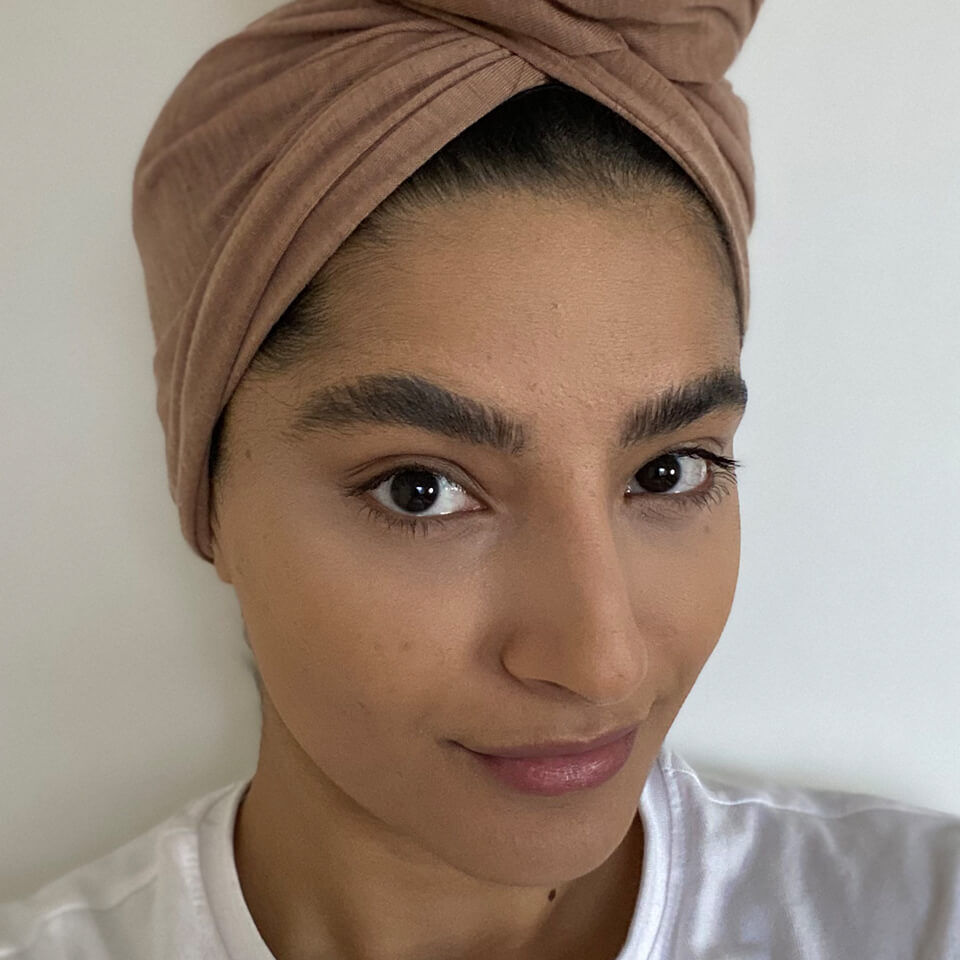 Revolution Conceal & Define 16H Full Coverage Concealer  C7.5