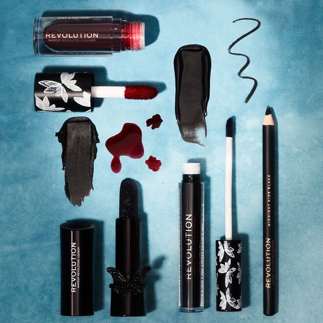 Makeup Revolution Midnight Kiss Lip Contour Kit