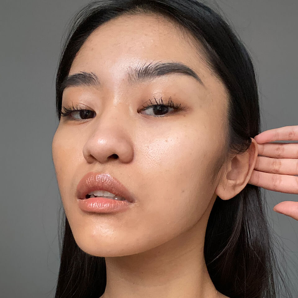 Revolution Conceal & Define 16H Full Coverage Concealer  C12.2