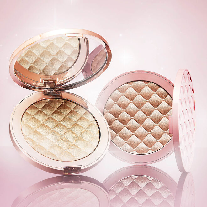 Makeup Revolution Soft Glamour Highlighter Revolution Beauty Official