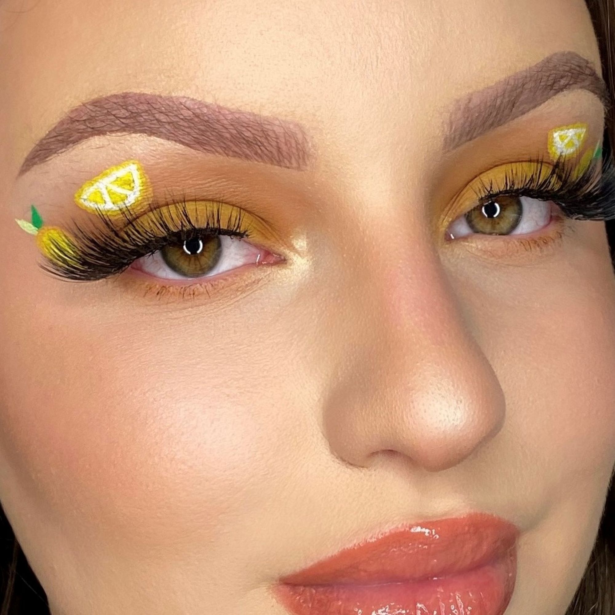 I Heart Revolution Lemon Spritz Shadow Palette